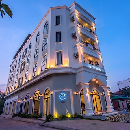 Sky Palace Boutique Hotel Battambang Exterior foto