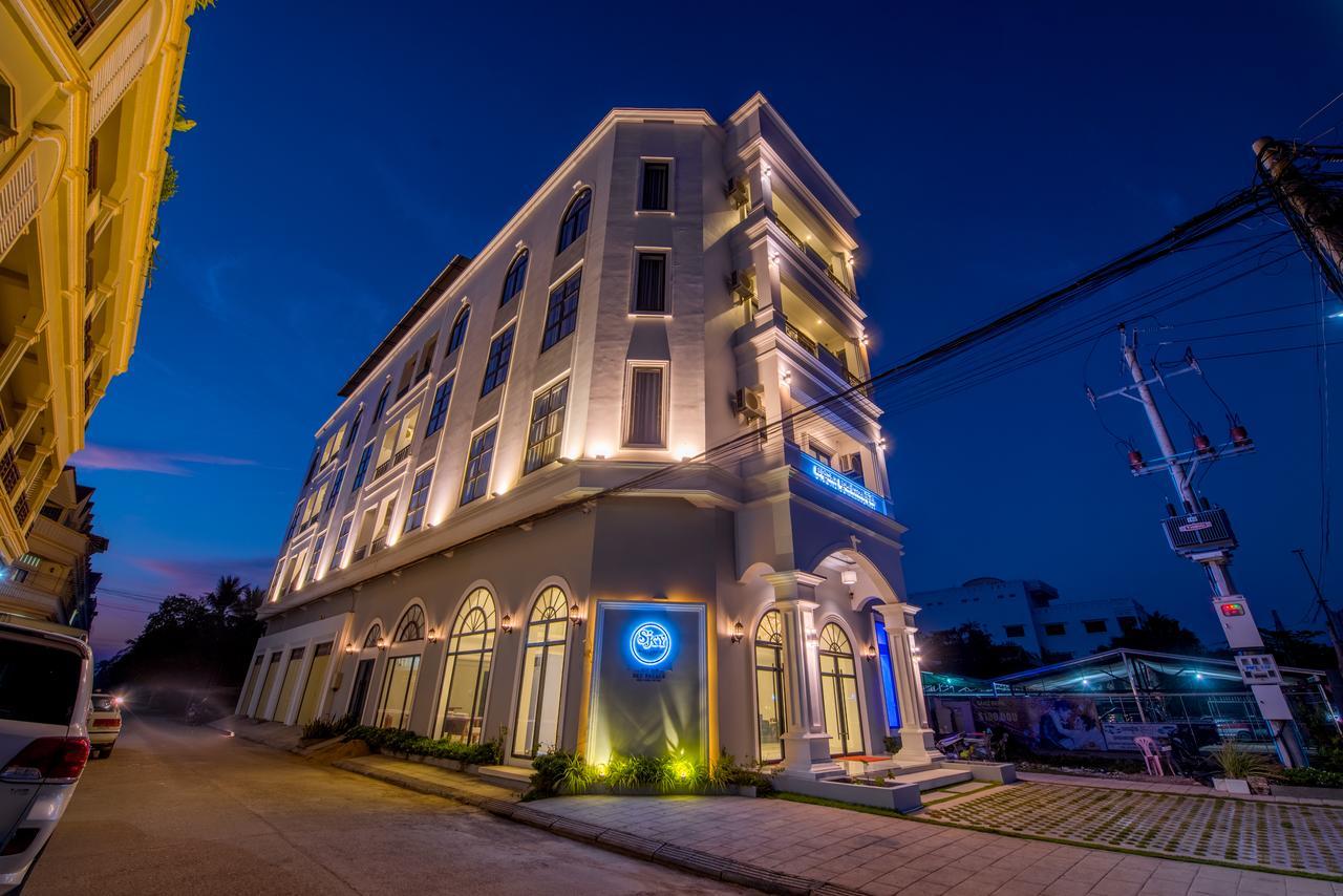 Sky Palace Boutique Hotel Battambang Exterior foto